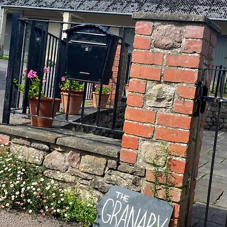 The Granary Abergavenny Exterior foto
